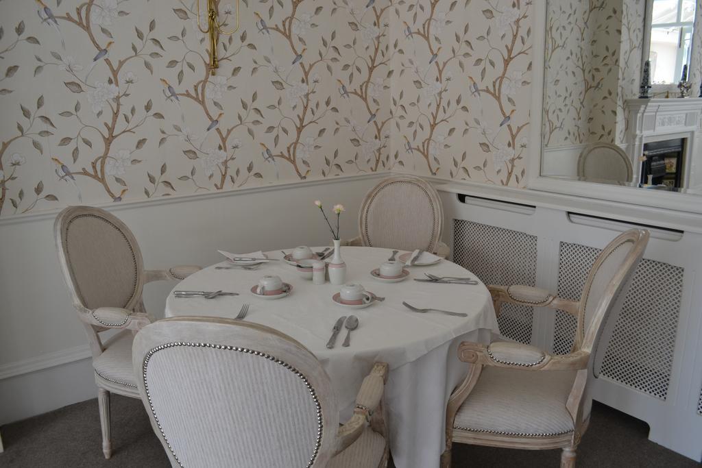 Cranleigh Hotel 레이게이트 외부 사진