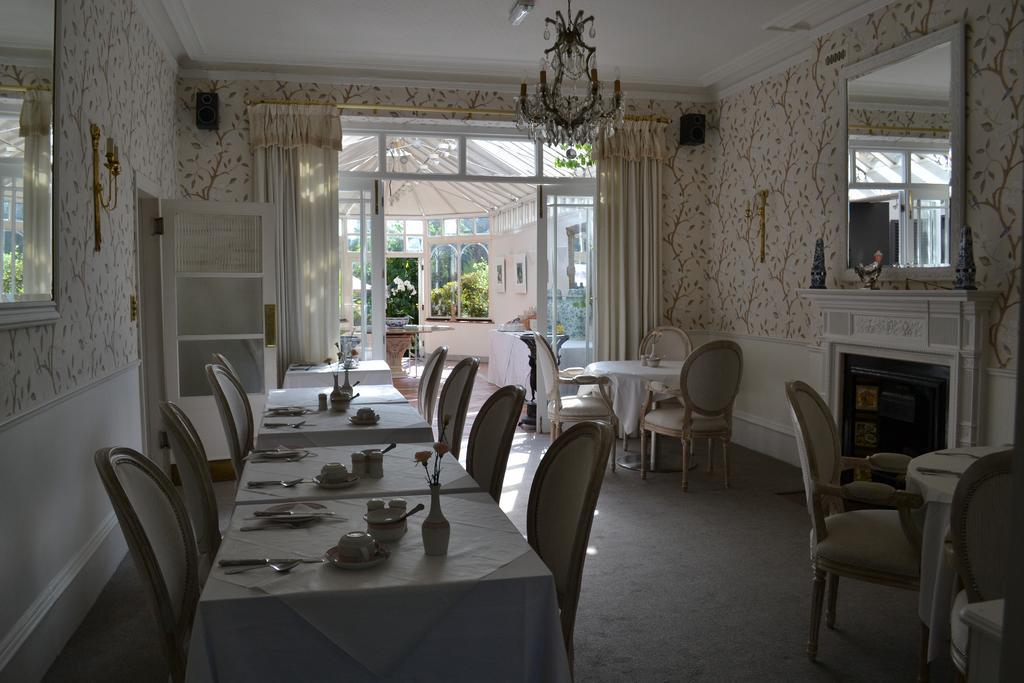 Cranleigh Hotel 레이게이트 외부 사진