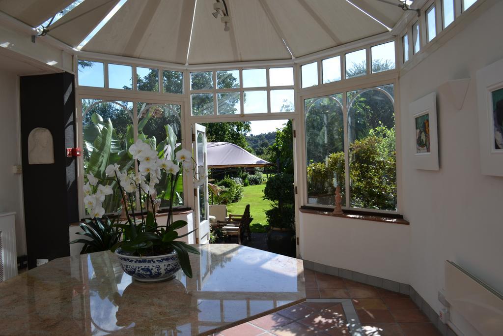 Cranleigh Hotel 레이게이트 외부 사진