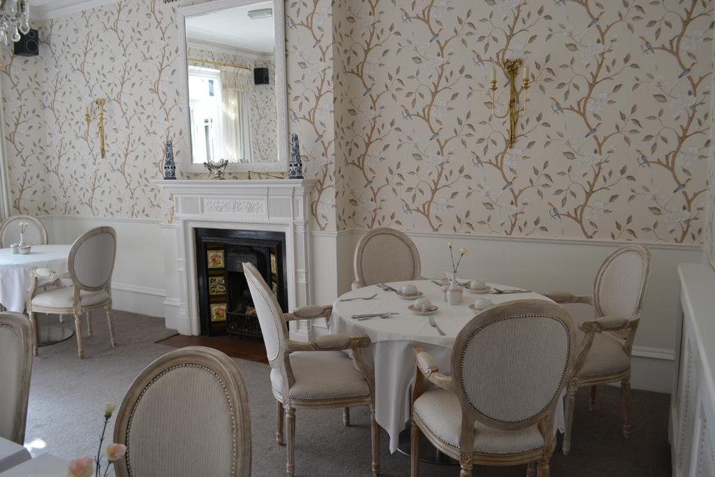 Cranleigh Hotel 레이게이트 외부 사진
