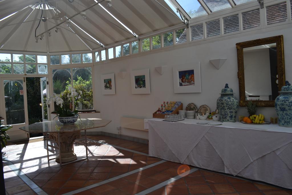 Cranleigh Hotel 레이게이트 외부 사진